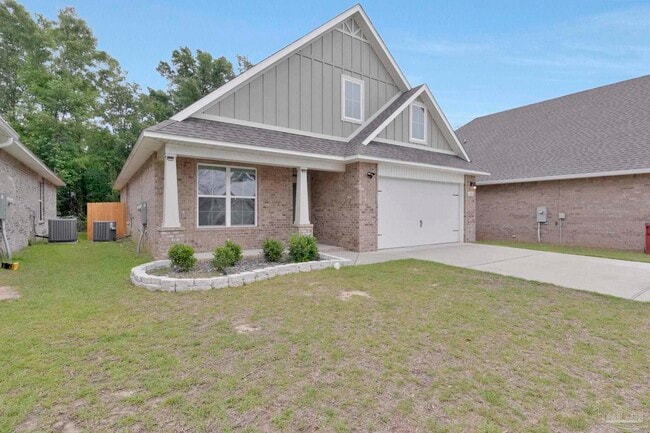 5402 Parkside Dr