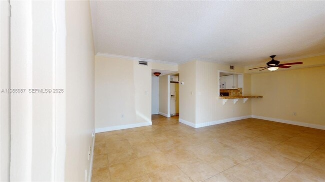 Building Photo - 2055 SW 122nd Ave Unit 108