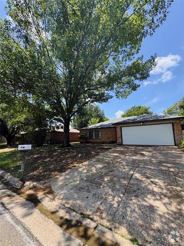 Building Photo - 6226 Big Springs Dr Rental