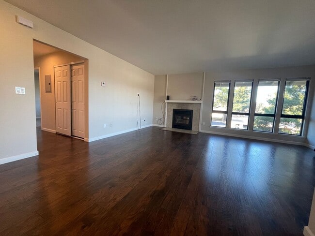 Photo - Beautiful Condo in Gated Community Unit 49