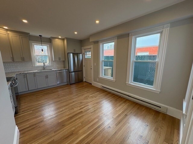 Photo - 19 Cohasset St