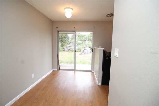 Photo - 1126 10th St