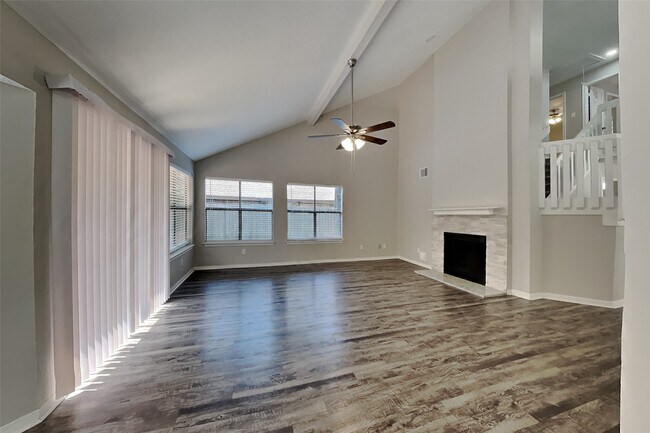 Photo - 3806 Village Oaks Dr