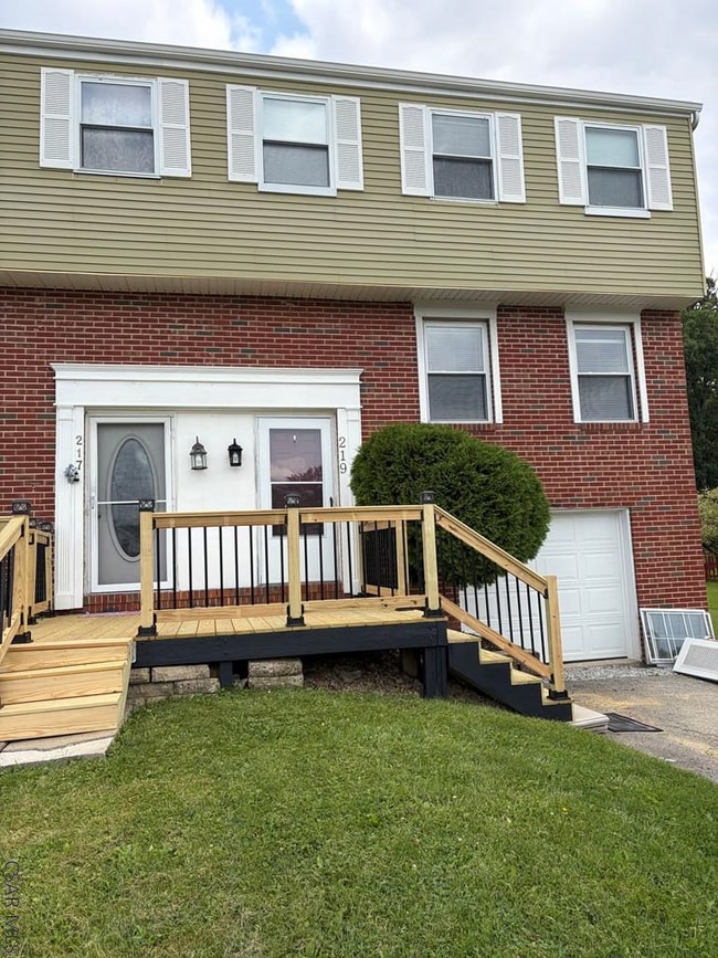 Photo - 219 Marietta Dr