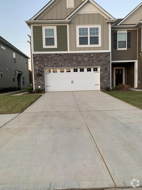 Building Photo - 8138 Ramsburg Dr Rental