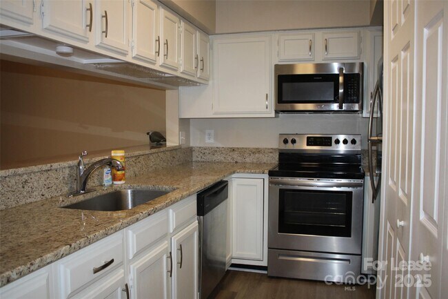 Photo - 19839 Henderson Rd