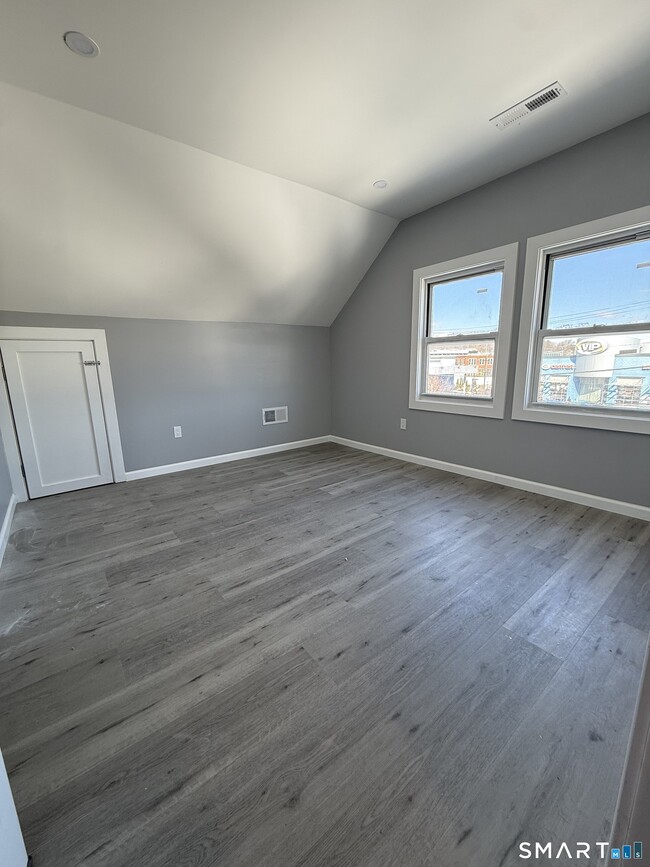 Photo - 1637 South Ave