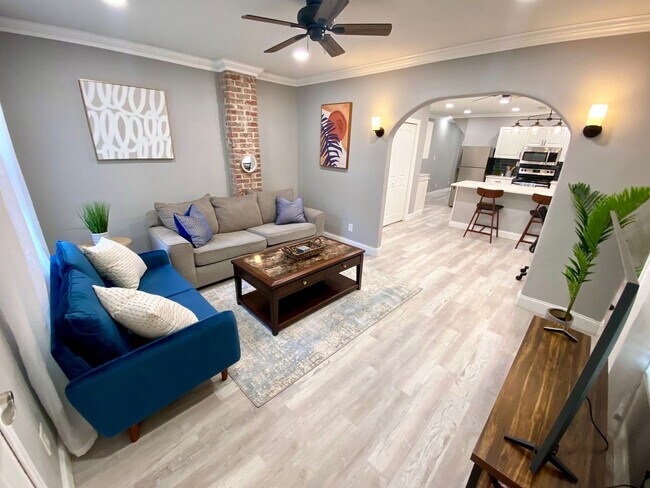 Photo - 1708 Garvin St