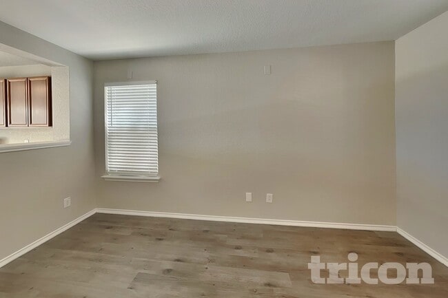 635 Cherokee Blvd