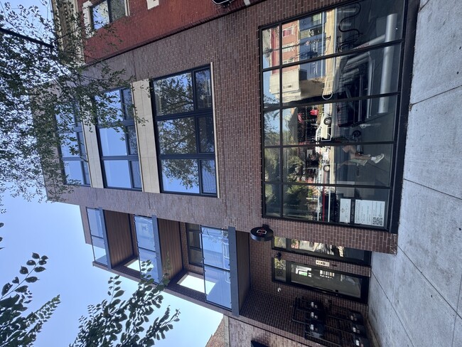 Photo - 1807 W Division St