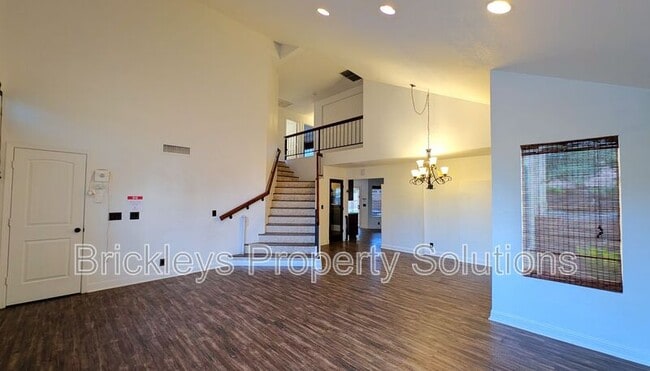 Photo - 2363 W Hemlock Ct