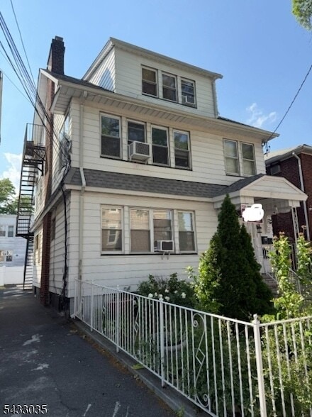 Photo - 400 N 11th St