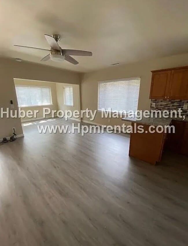 Photo - 189 College Way Unit 189