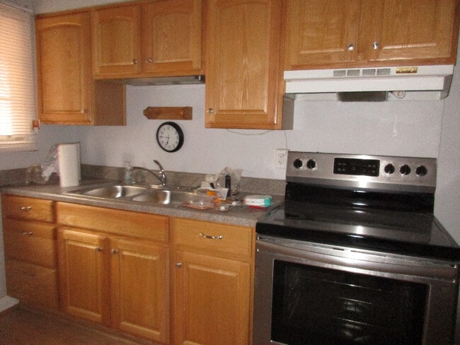 Photo - 1795 Northwest Ct Unit B