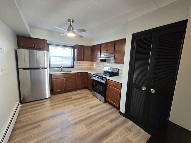 Kitchen - 209 Kimbell Ave Apartamentos Unidad 1E