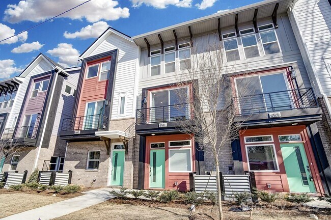 Photo - 1011 E 36th St Townhome