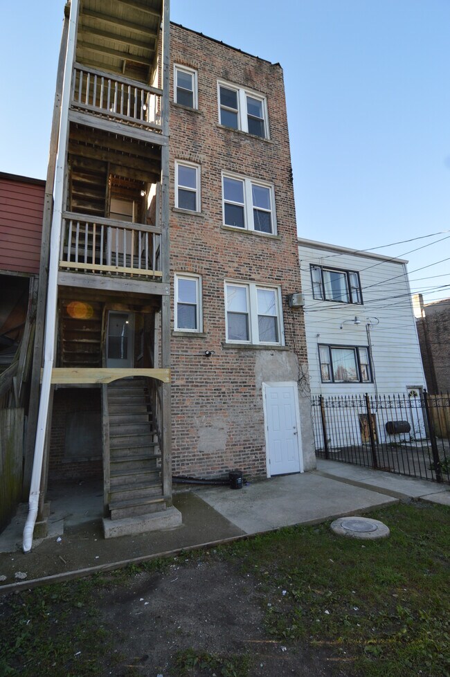 Photo - 3422 W Grenshaw St Unit 3422 W Grenshaw St, Chica