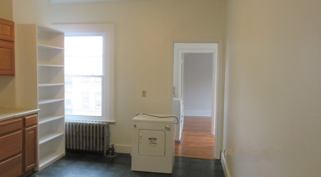 Photo - 65 Strathmore Rd