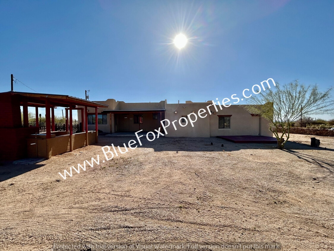 Photo - 6140 N Van Ark Rd-