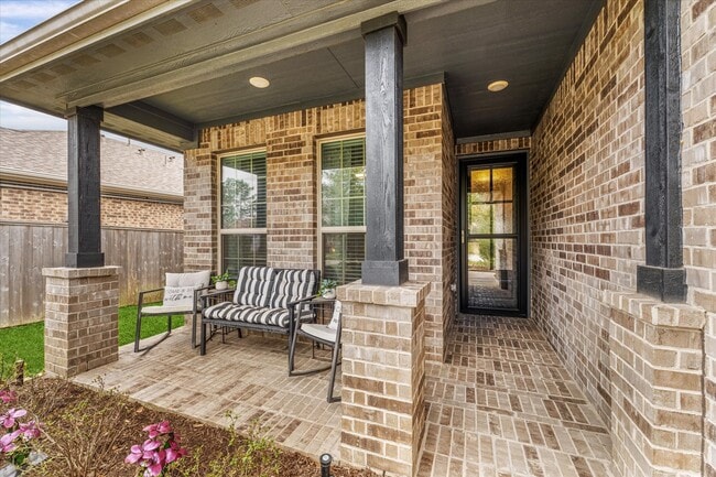 Photo - 133 Pepper Grass Pl