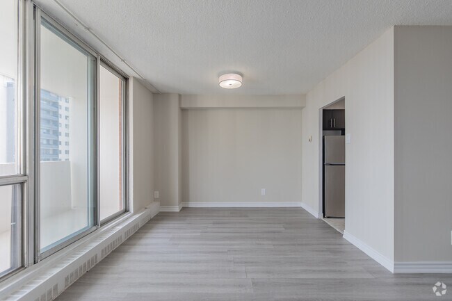 2 chambres, 1 salle de bain - 84 m² - Salle à manger - 545 Sherbourne