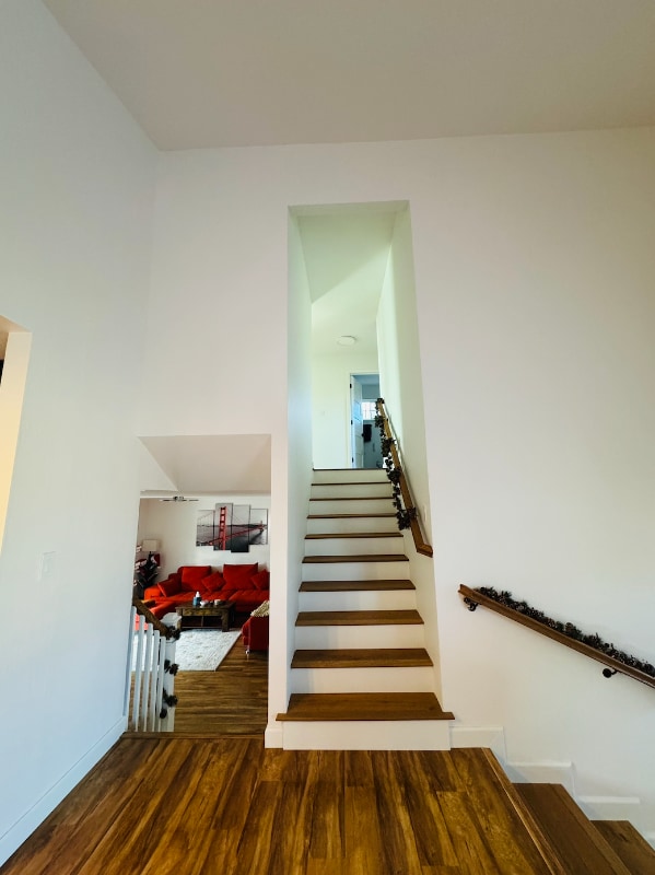 Photo - 687 Geraldine St