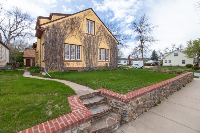 Photo - 901 St Cloud St