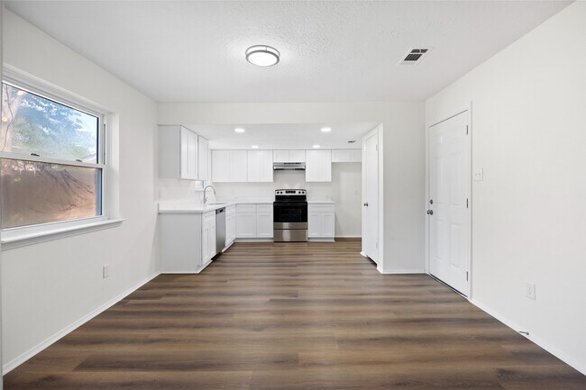 Photo - 8343 Carriage Creek Dr