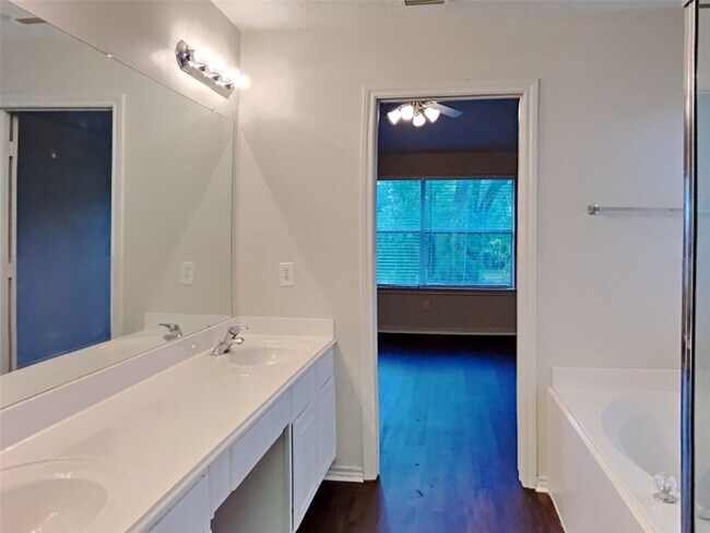 Photo - 7015 Atasca Creek Dr