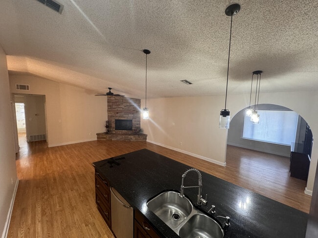 Photo - 1706 Yorktown Ave
