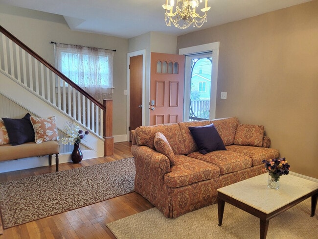 Building Photo - 525 Grand Ave Unit SI ID1575108P
