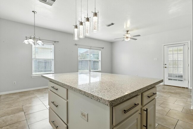 Photo - 10123 Sweet Olive Way