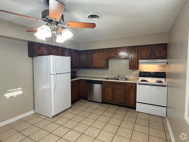 Building Photo - 917 Davis Blvd Rental