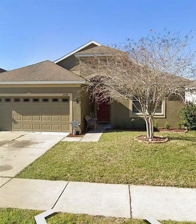 Building Photo - 2528 Ladoga Dr