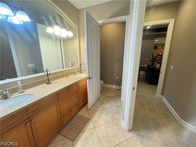 11848 Rosalinda Ct