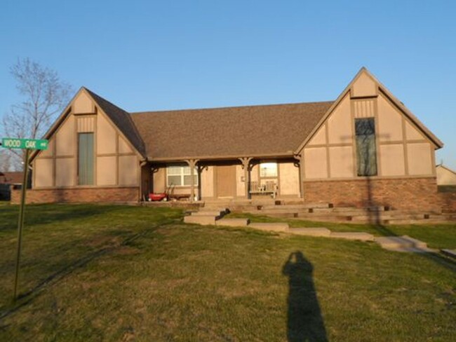 Building Photo - 11533 Woodoak Unit 11533-3 Rental