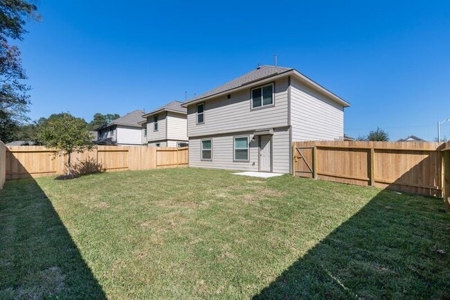 2536 N Lina Ct