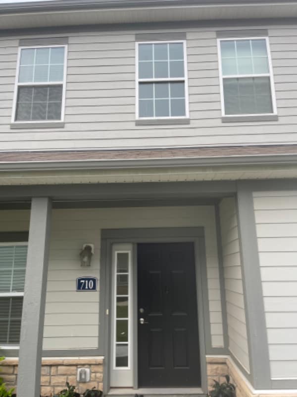 Photo - 710 Redwood Ln
