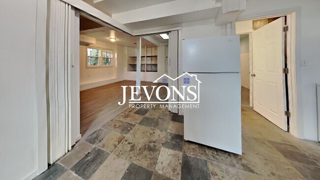 6617 S Monroe St Unidad B