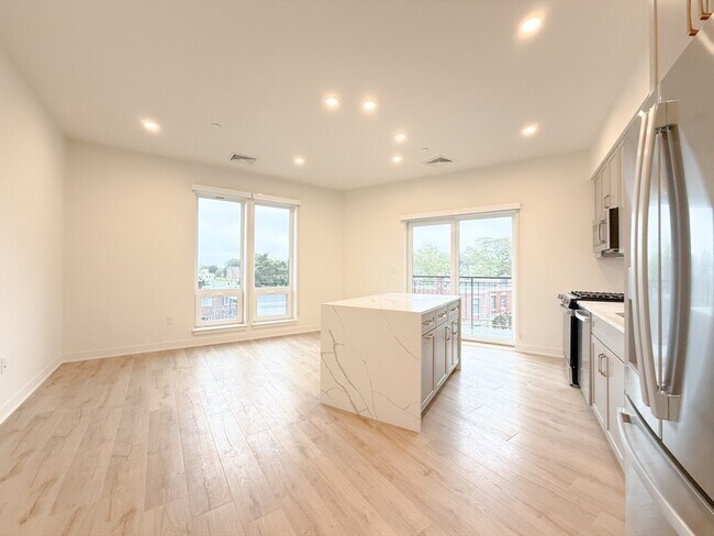 Photo - 500 Talbot Ave Unit 410