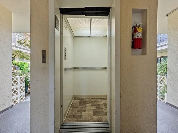 Photo - 312 N Louise St Unit 210