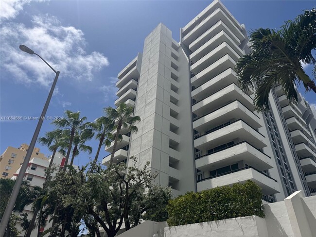 Photo - 3200 Collins Ave Condo Unit 11-5