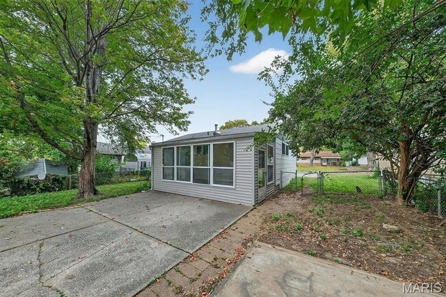 Photo - 138 Grampian Rd