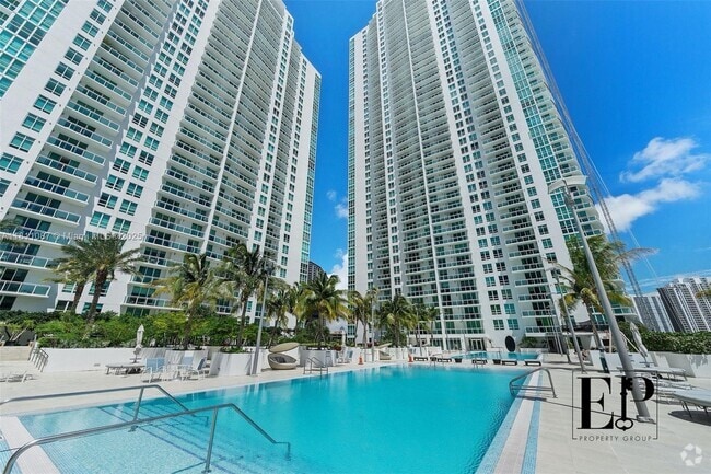 Building Photo - 950 Brickell Bay Dr Unit 2901 Rental