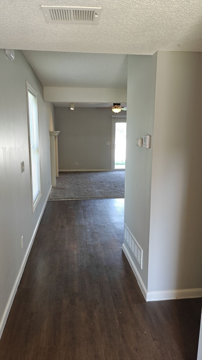 Photo - 10630 N Locust Ct