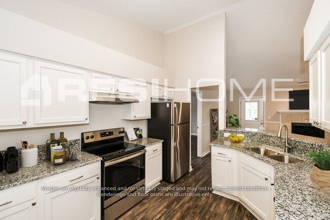 Photo - 151 Mayall Dr W