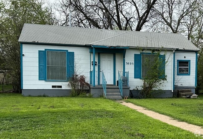 Building Photo - 2605 Mitchell Ave Rental