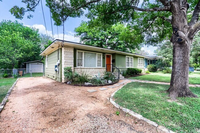 Photo - 1402 Cullen Ave