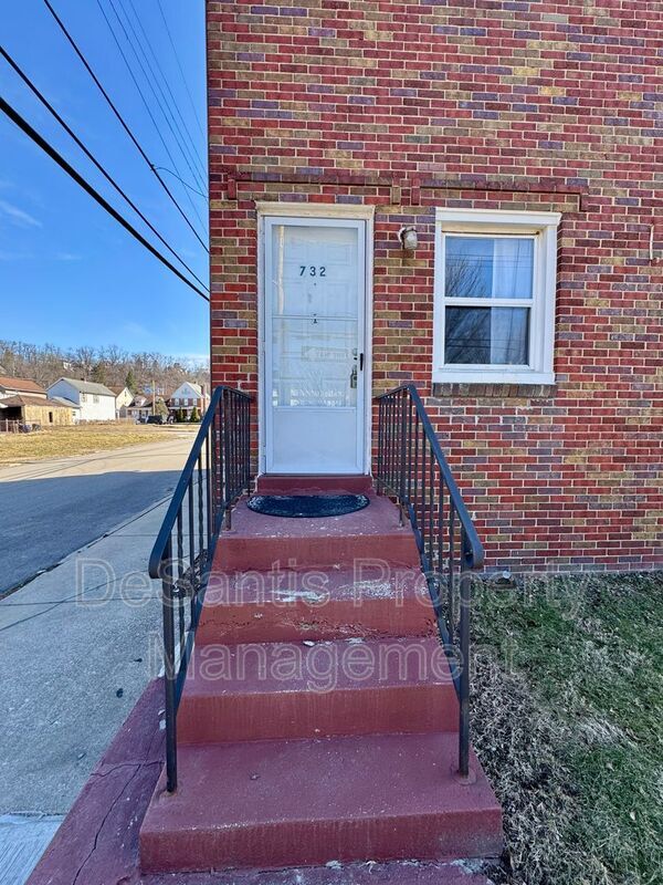 Photo - 732 Idlewood Ave