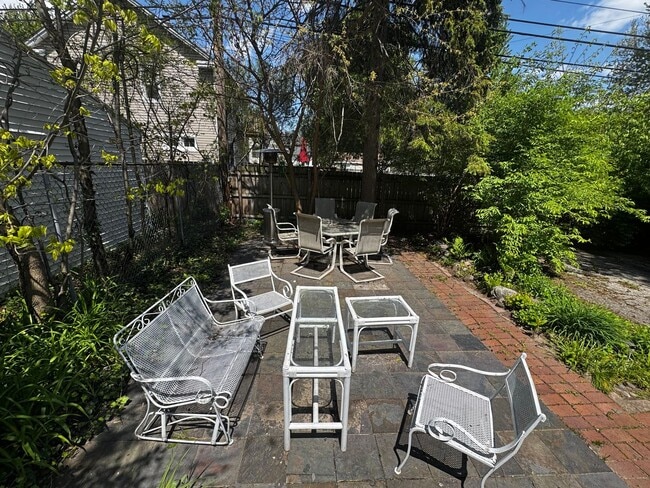 Photo - Gardenia Unit 1009